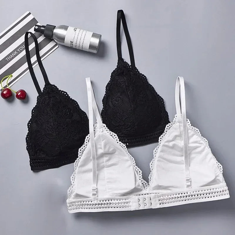 "Wireless Lace Push-Up Bralette – Plus Size Seamless